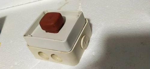 Clipsal WS226PB Weather Proof Push Button 440V 10A Controller Transmitter Meter - Image 6