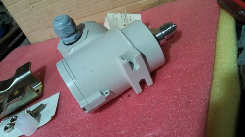 Schoppe & Faeser 2.5 Bar Gauge Pressure Transmitter AMD 230 Transducer Meter - Image 6