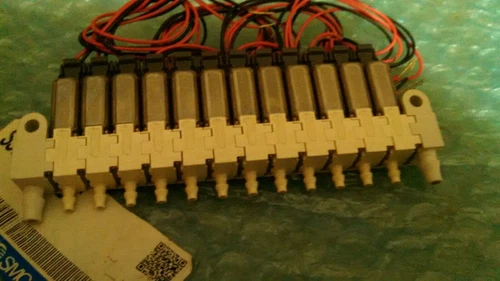 SMC Manifold S070M-6DC-40 Solenoid Valve 12VDC Transducer Transmitter Controller - Image 7