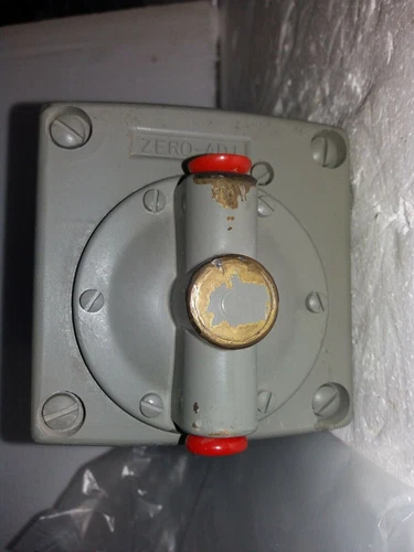ITT GT18EDD89 I/P Converter 4-20 mA 3-15 PSI Pressure Transducer Transmitter - Image 8