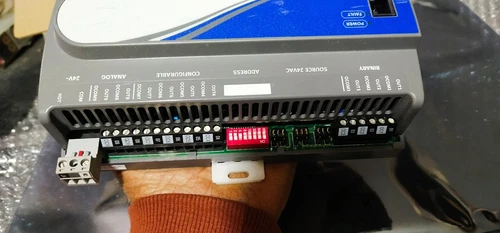 Johnson Controls Metasys MS-IOM4711-0 Input Output Module PLC DCS Transmitter - Image 8