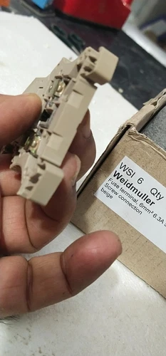 Weidmuller WSI 6 Fuse 5x20 Terminal 2 Position 24V 6mm² 10A Beige - Image 8
