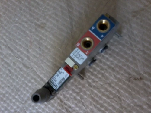 Burkert 0470 G 4,0 NBR 24VDC AC G1/8 Pneumatic Solenoid Valve Transducer Control - Image 8
