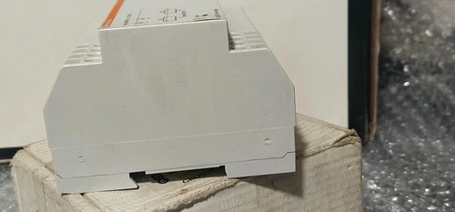 Schneider Merlin Green 24V DC/DC 54440 Module PLC DCS Transmitter Controller - Image 9