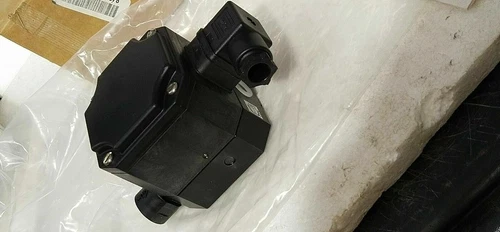 Samson 3913 I/P Converter Transducer Controller 0-20mA3-60psi Transmitter Meter - Image 9