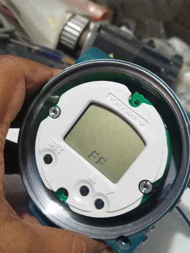 Yokogawa YTA710 Foundation Fieldbus Temperature Transmitter Double Sensor Meter - Image 9