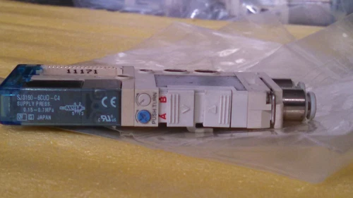 SMC SJ3260-6CUD-C4 SJ3160 12VDC Solenoid Valve Transducer Transmitter - Image 9