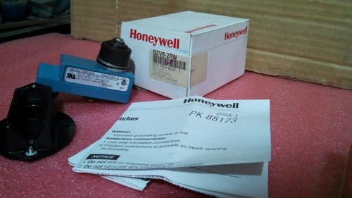 Honeywell BZV6 BZE7 DTE7 914CE1-6 Micro Limit Switch Transducer Transmitter - Image 10