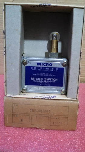 Yamatake BAF1-2RN2 BZF1 DTF2 GLAC01C ELS400B BZLN-RH15 Micro Limit Switch - Image 10
