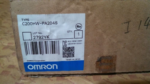 Omron C200HW-PA204S Power Supply Module Transmitter Transducer Japan