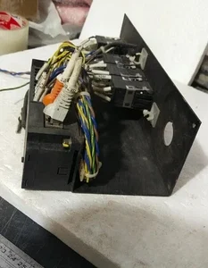 Fuji NR1SW-16T65DT I/O Terminal Bus Panel PLC Controller Transducer Transmitter