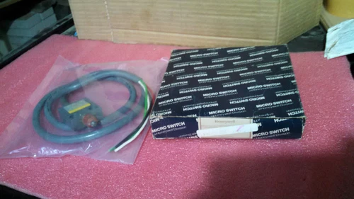 Honeywell BZV6 BZE7 DTE7 914CE1-6 Micro Limit Switch Transducer Transmitter