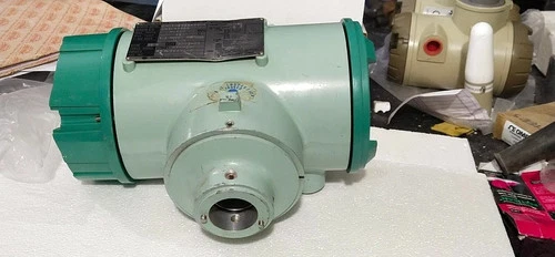 Oval Flowmeter CN010C Ultra Mass MKII Transmitter Transducer Controller