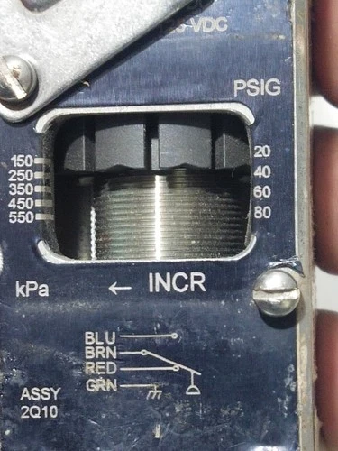 ITT 132P49C6G Pressure Switch Adjustable 20-80PSIG Controller Transmitter