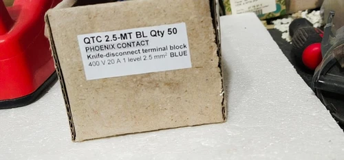 Phoenix Contact QTC 2.5-MT Knife Disconnect Terminal Block Cage Clamp 300V 10A B