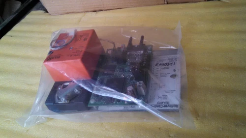 Andover Controls B3885 VAV Controller With Actuator Transducer Transmitter