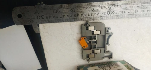 Phoenix Contact UDK 4-MTK Knife Disconnect Screw Terminal Block 600V 10A 22-10AW