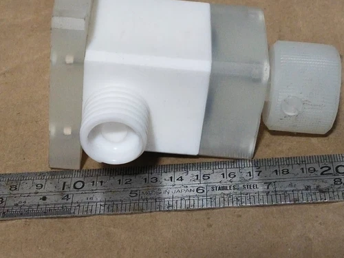 Kurabo Final Lock X-FV402 8 Hand Valve 1/4 inch PFA Transducer Transmitter