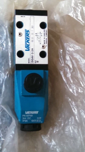 Vickers DG4V-3-2A 24VDC Solenoid Control Hydraulic Valve Transducer Transmitter